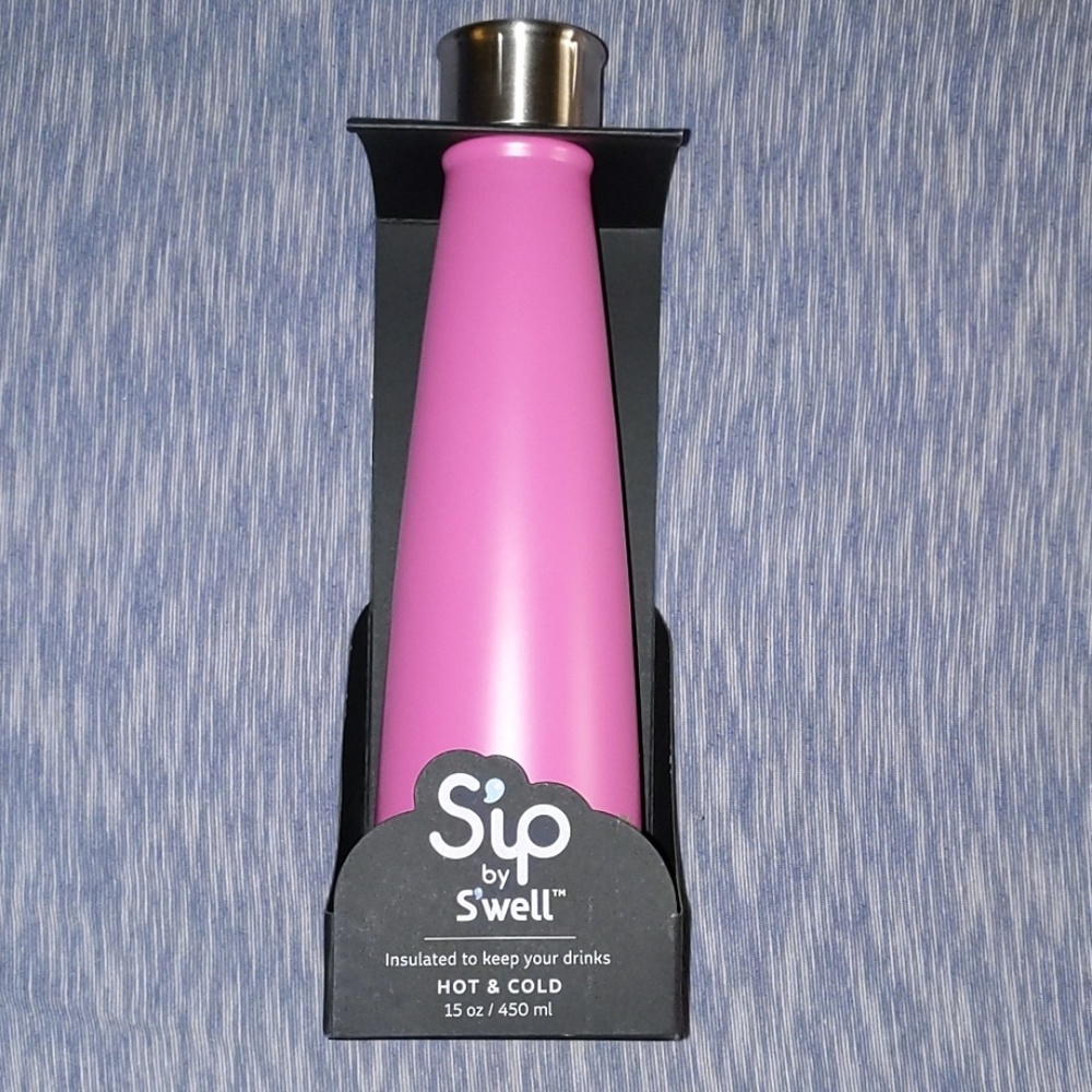 Insulated water bottle